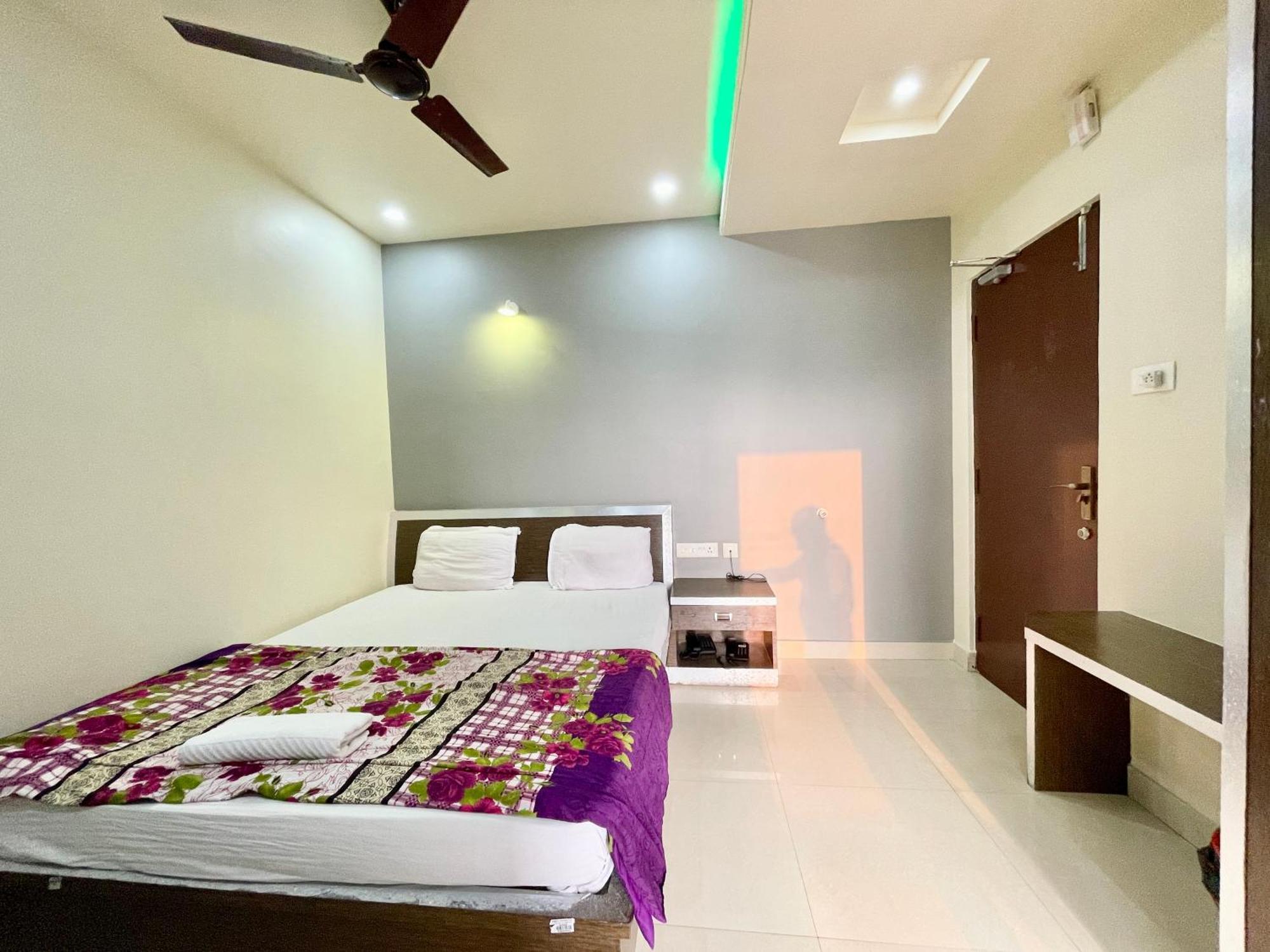 Hotel Trends In Puri Buitenkant foto