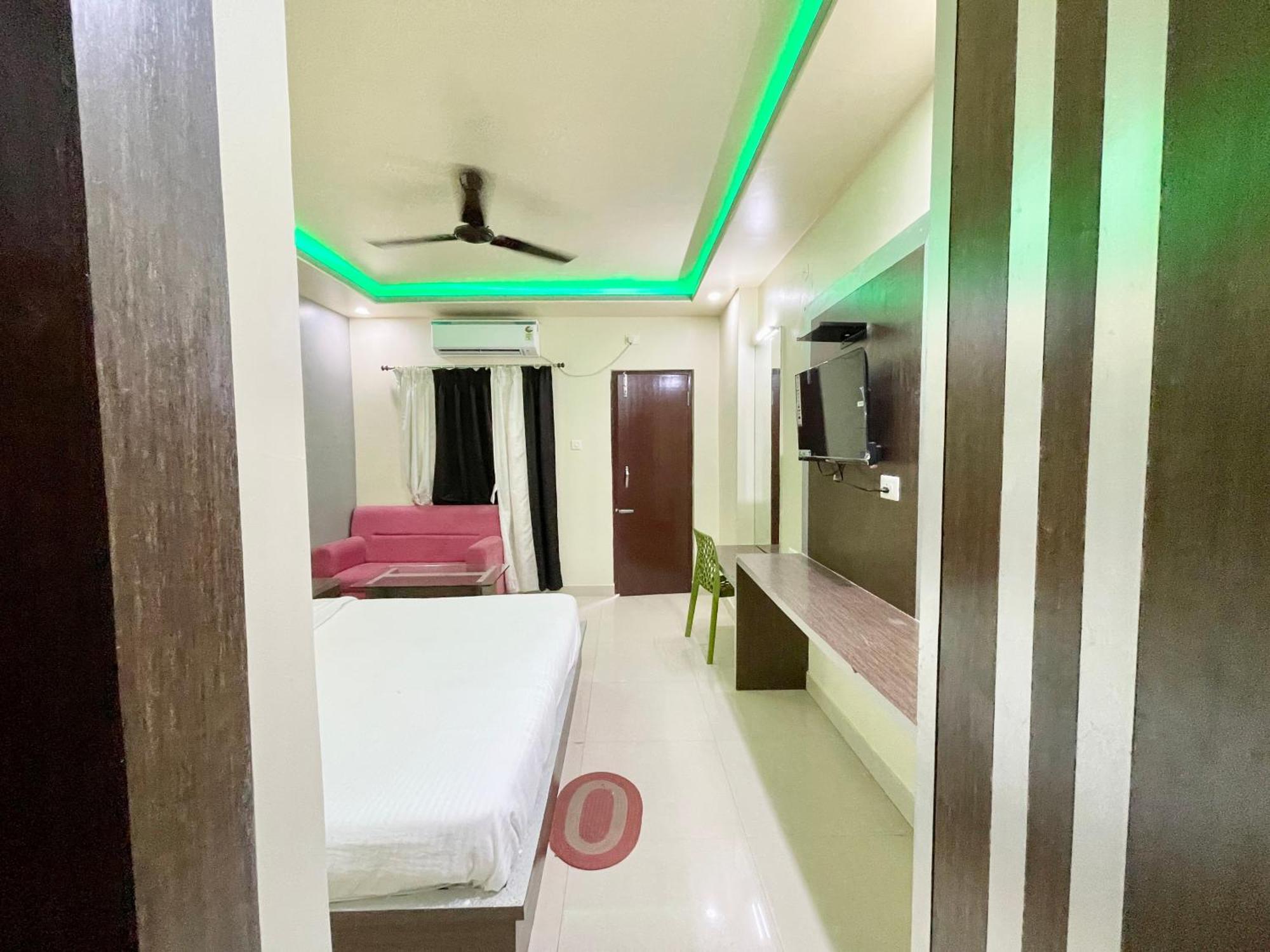 Hotel Trends In Puri Buitenkant foto