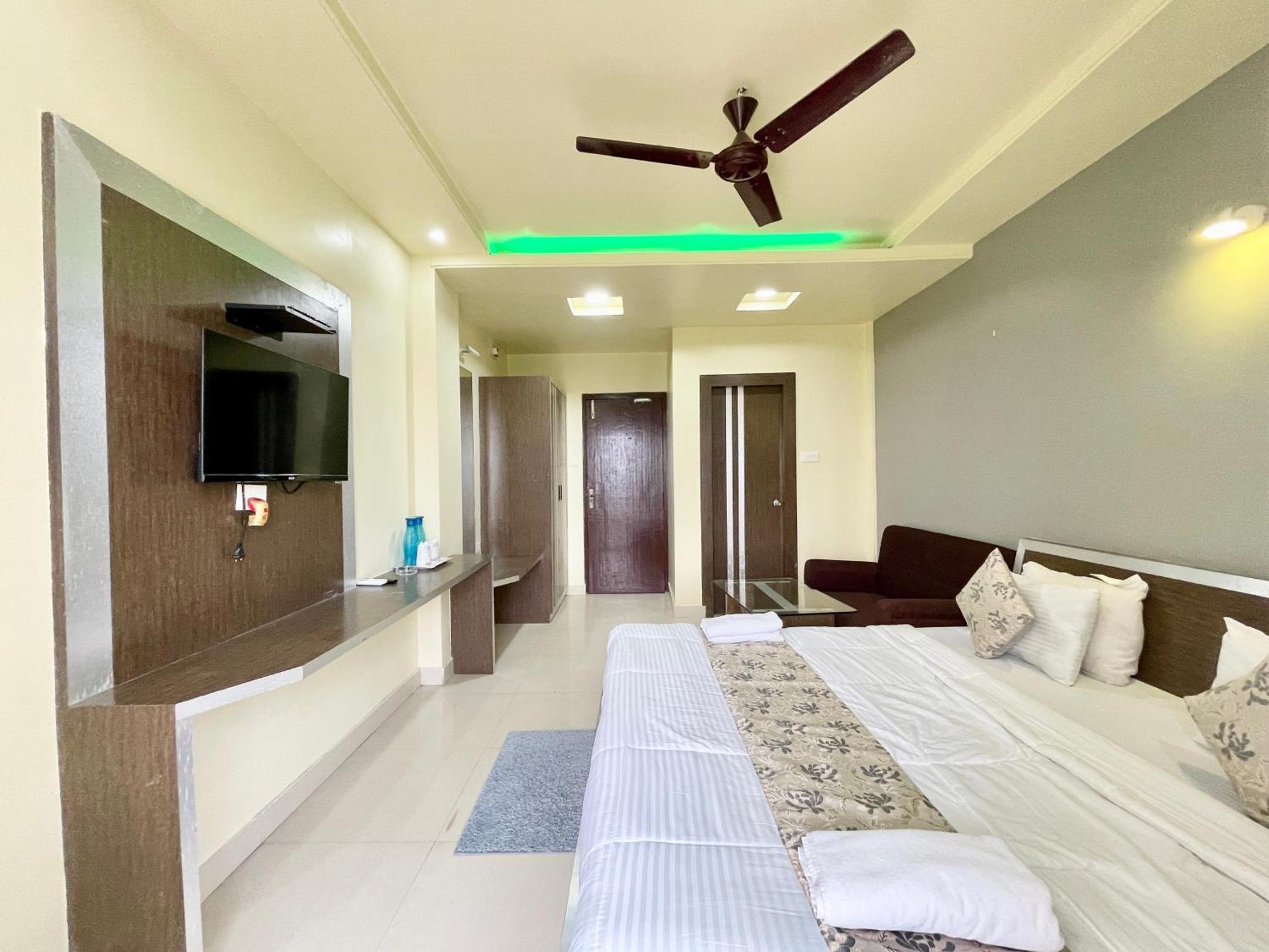 Hotel Trends In Puri Buitenkant foto