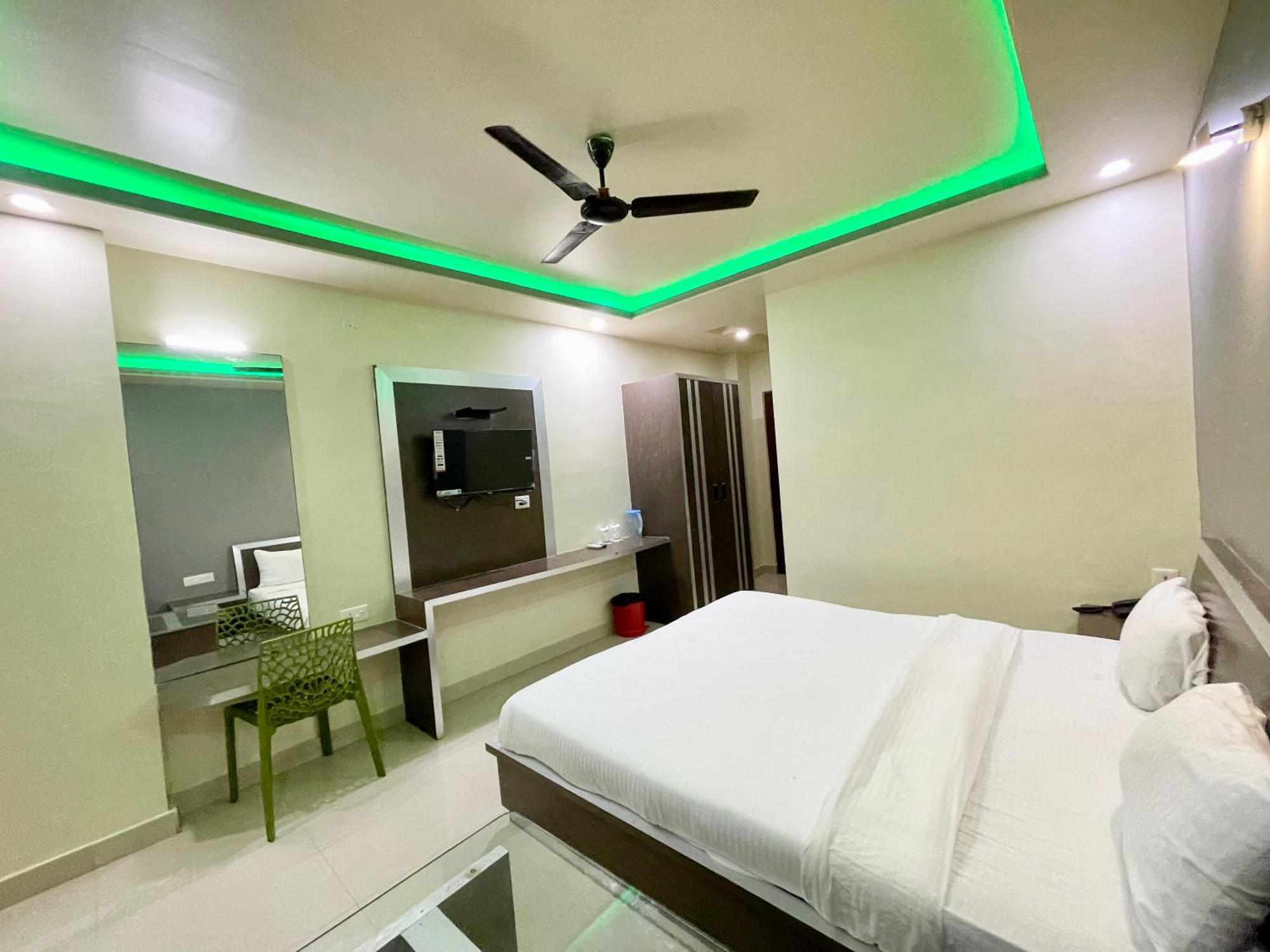 Hotel Trends In Puri Buitenkant foto
