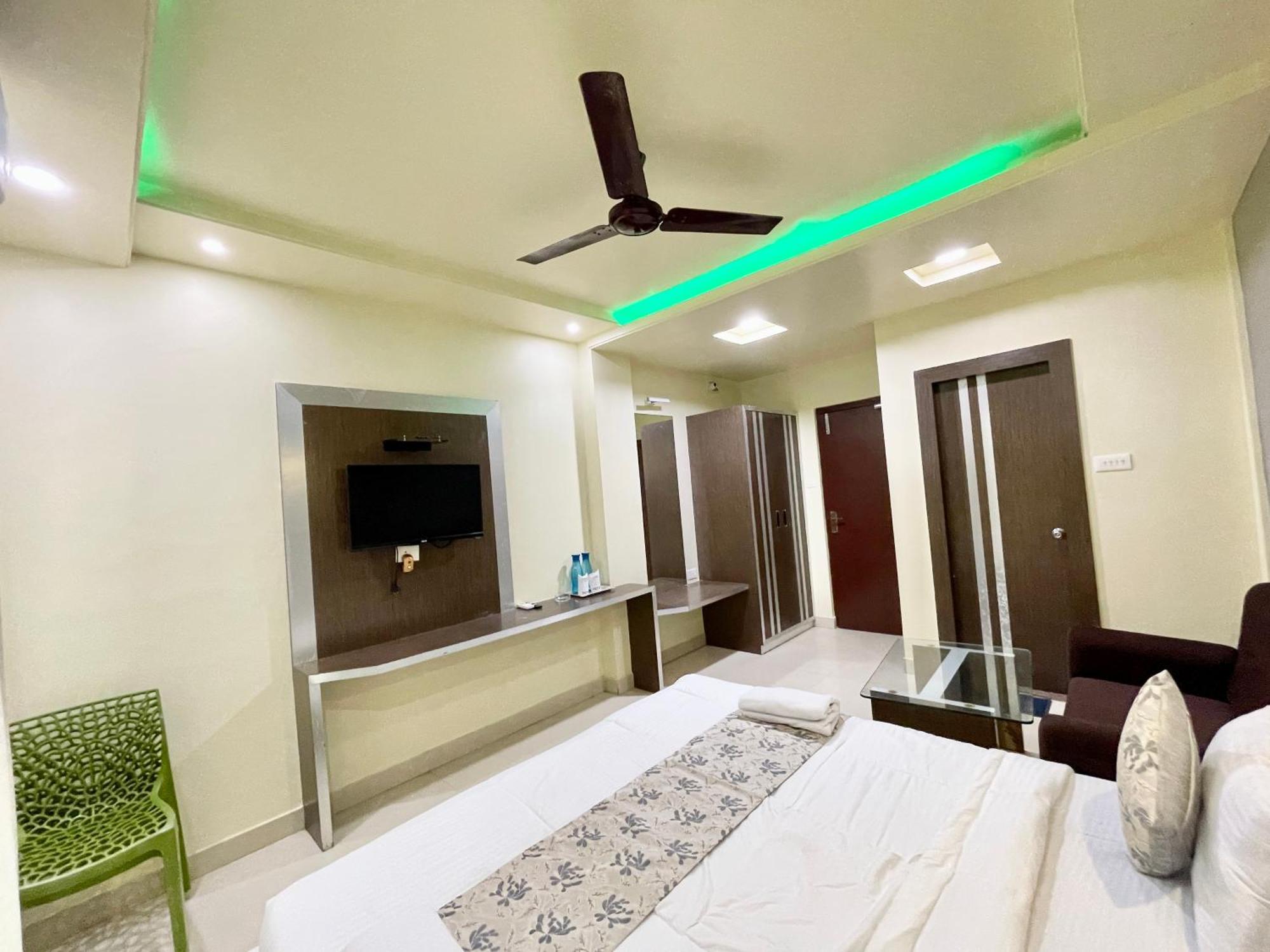 Hotel Trends In Puri Buitenkant foto